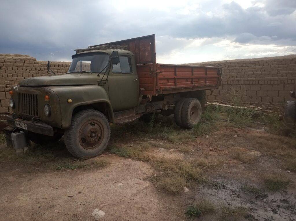 N 15 40 B