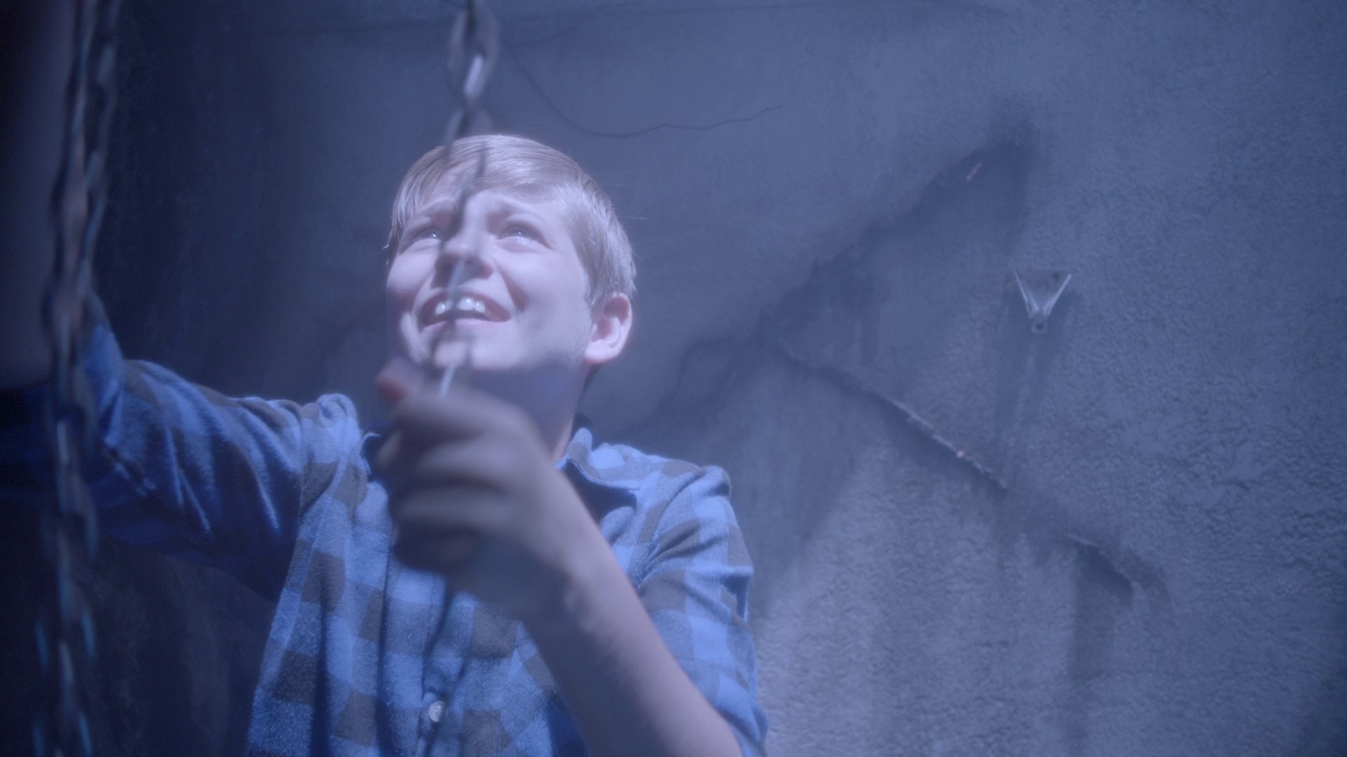 Secrets.of.Sulphur.Springs.S01E01.Once.Upon.A.Time.1080p.AMZN.WEB-DL.DDP5.1.H.264-TVSmash248