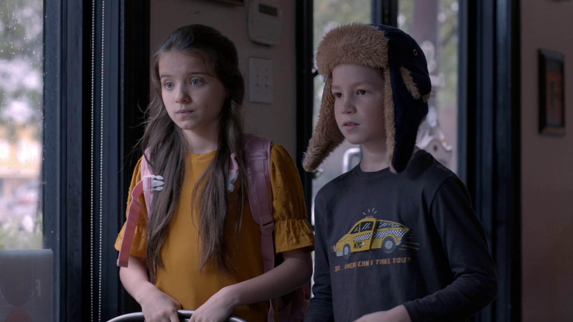 Secrets.of.Sulphur.Springs.S01E03.Straight.Outta.Time.1080p.AMZN.WEB-DL.DDP5.1.H.264-TVSmash271