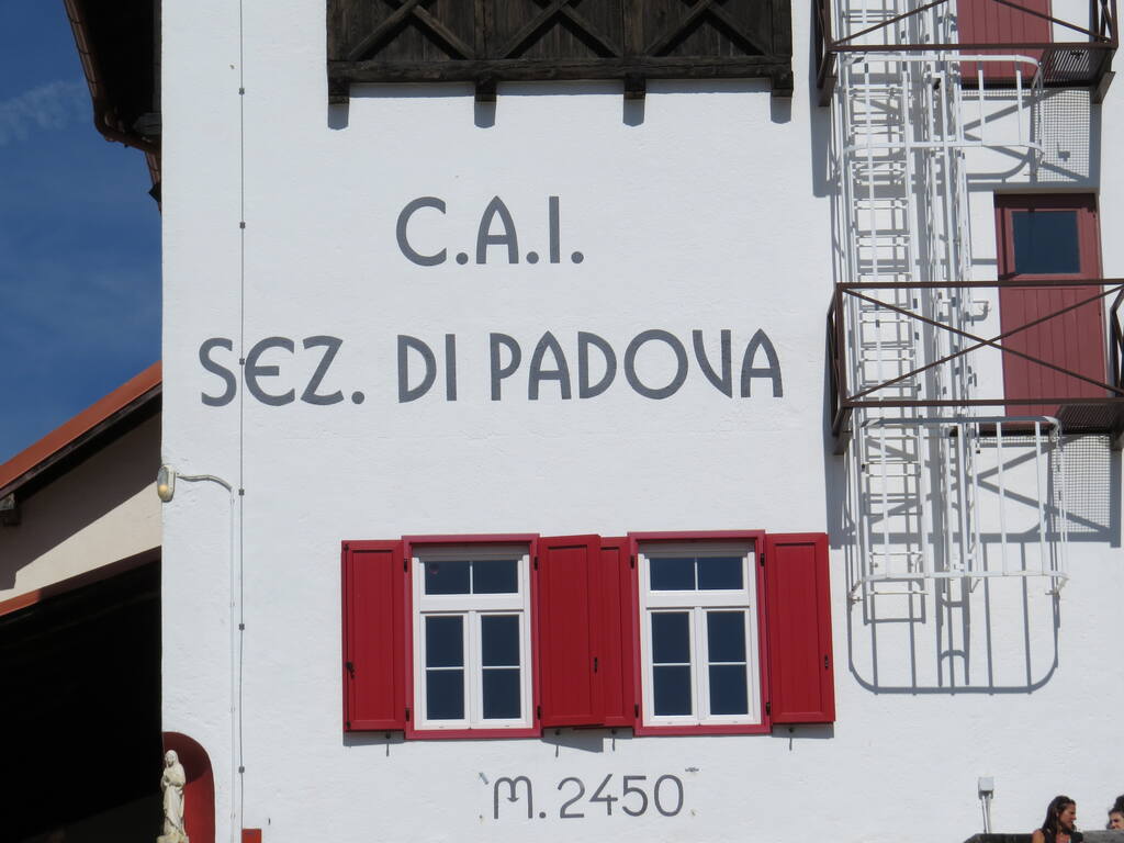 https://images.vfl.photos/ii/1788071334/8ae17e73/40344179.jpg