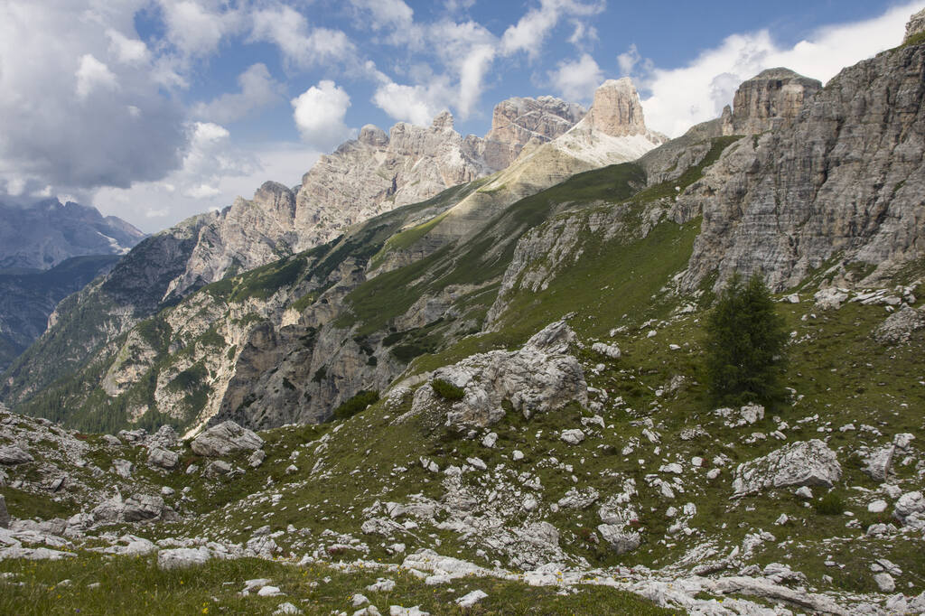 https://images.vfl.photos/ii/1793027712/5667d3b3/40414160.jpg
