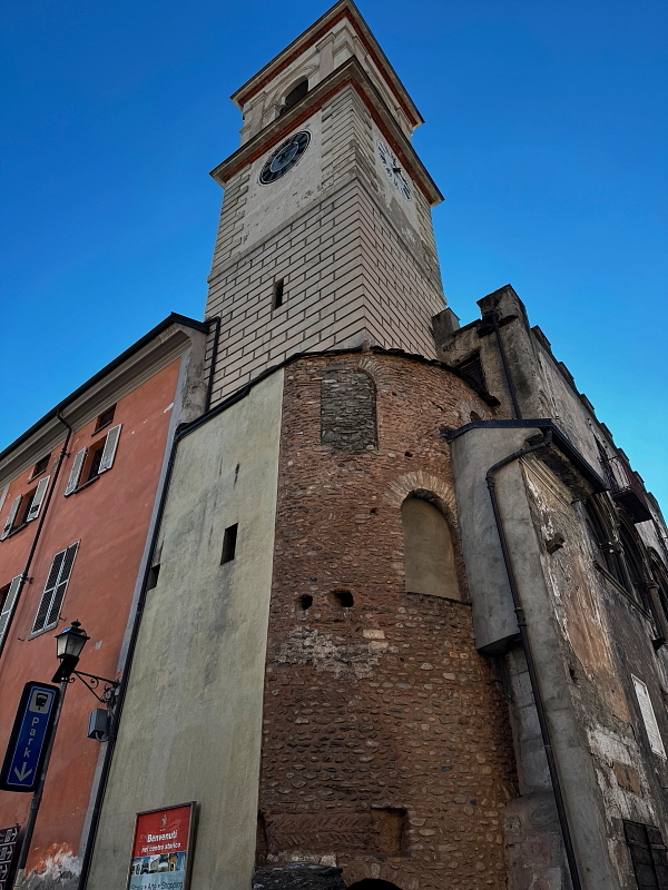 https://images.vfl.photos/ii/1793465058/f47c0890/40421770.jpg